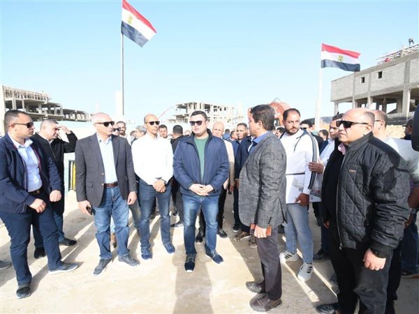 الشربيني يتفقد محطة PS3 لرفع مياه الصرف وبحيرات 