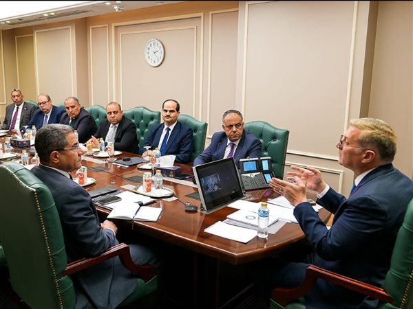 وزير البترول يبحث وضع آليات تطوير تكنولوجيا الحفر لمضاعفة الإنتاج