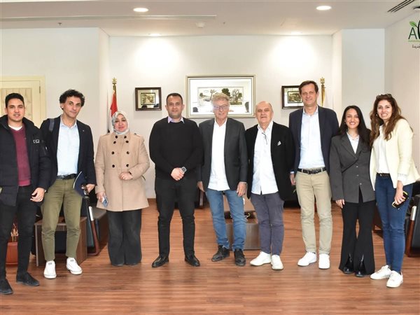 رئيس جهاز العلمين الجديدة يستقبل وفد شركة Tilke العالمية لبحث استضافة سباقات الفورمولا 1