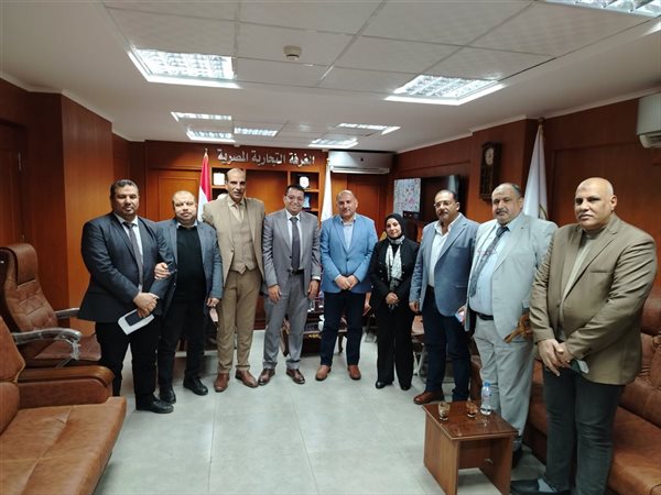 غرفة كفر الشيخ التجارية وجهاز تنمية المشروعات يبحثان دعم المشروعات الصغيرة