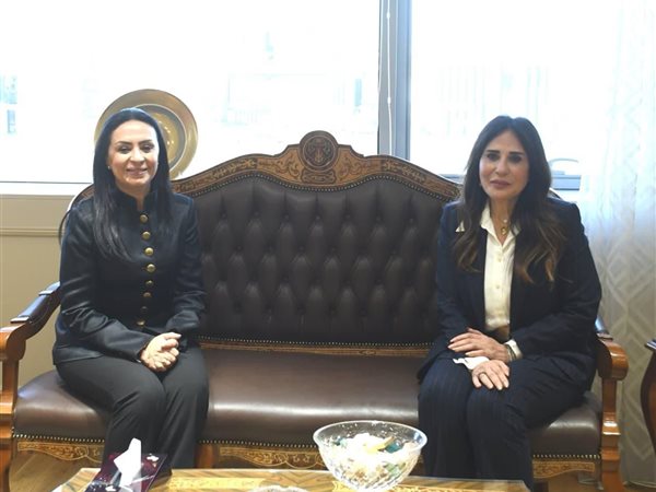 وزيرة التضامن تهنئ وزيرة الإسكان وتناقشان ملفات مشتركة