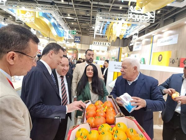 علاء فاروق يفتتح جناح مصر بمعرض فروت لوجستيكا ببرلين بمشاركة 99 شركة