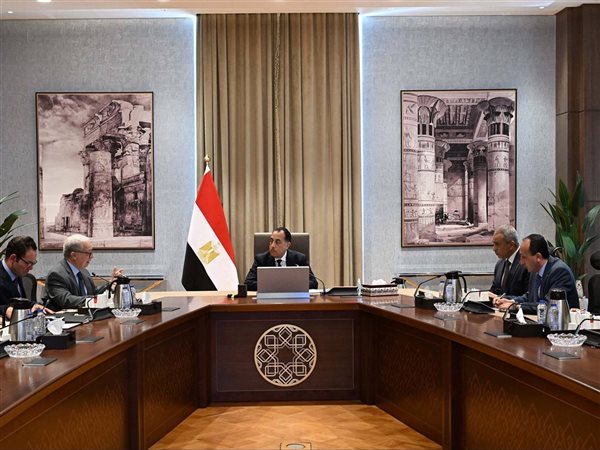 رئيس الوزراء يتابع مستجدات ملف هيكلة وتطوير الهيئات الاقتصادية والشركات المملوكة للدولة