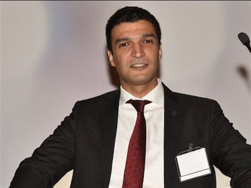 خالد هاشم وزير الصناعة