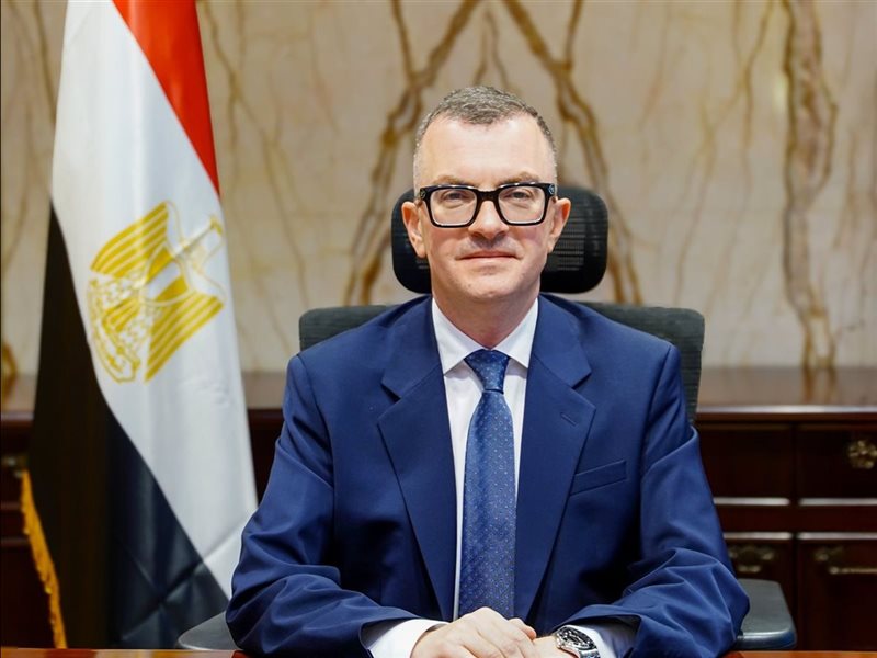 الدكتور أحمد رستم 