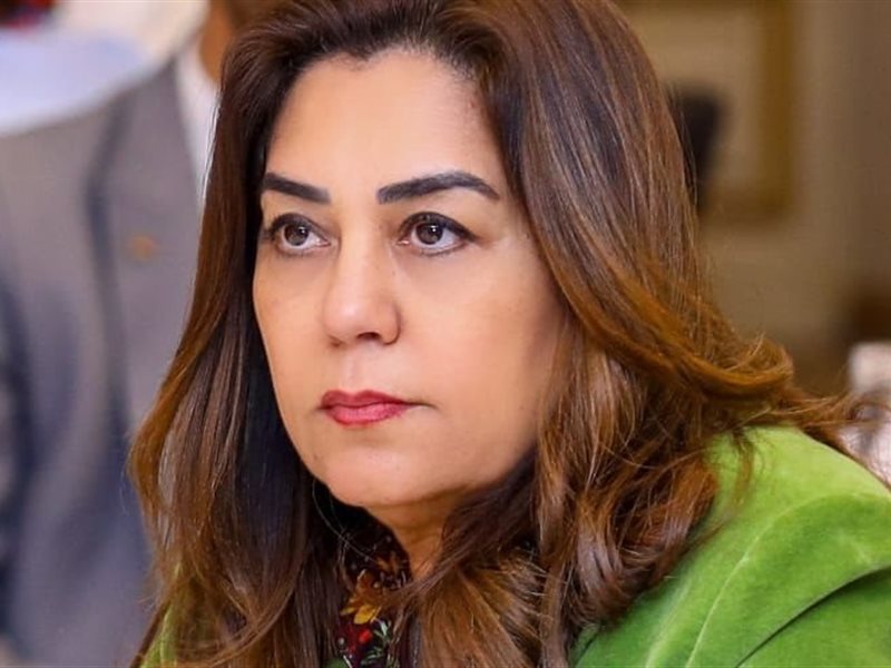 الدكتورة منال عوض