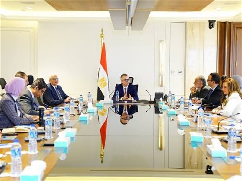 الدكتور أحمد رستم