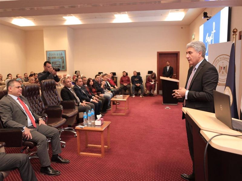 شريف فتحي، وزير السياحة