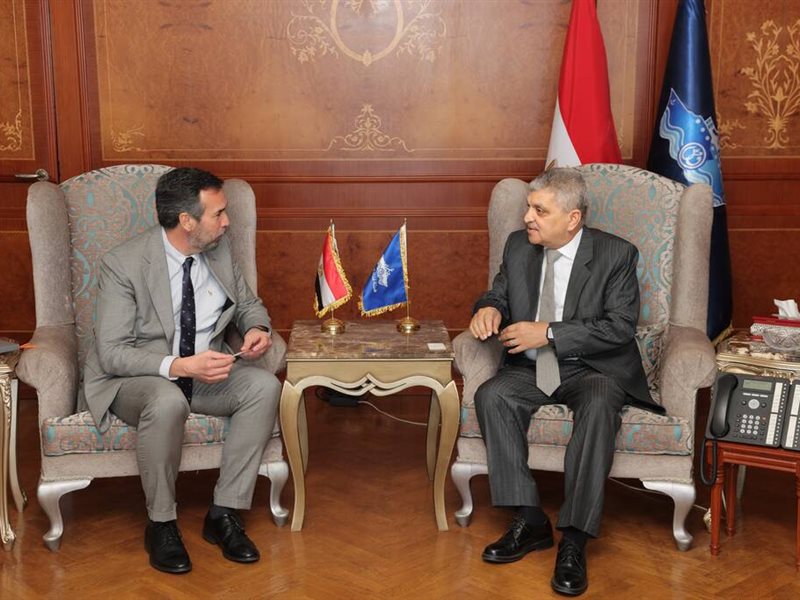 جانب من المباحثات