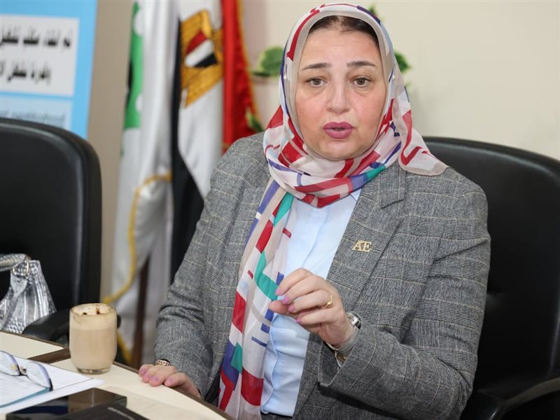  الدكتورة عبير عصام 