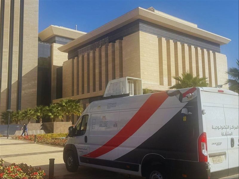  سيارات مراكز تكنولوجية متنقلة