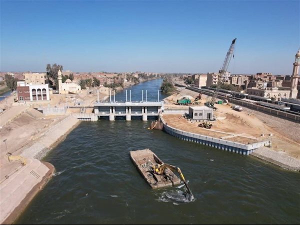 وزير الموارد المائية يتابع الترتيبات النهائية لتشغيل مجموعة قناطر ديروط لتحسين  عملية الري بالصعيد