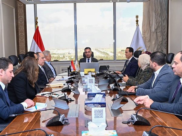 اتفاق تاريخي بين التموين وحياة كريمة لإمداد المنافذ بلحوم ودواجن بأسعار مخفضة