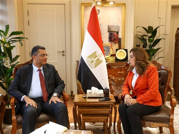 منال عوض توجه بسرعة إنهاء ملفات التصالح وتقنين الأراضي بالبحر الأحمر