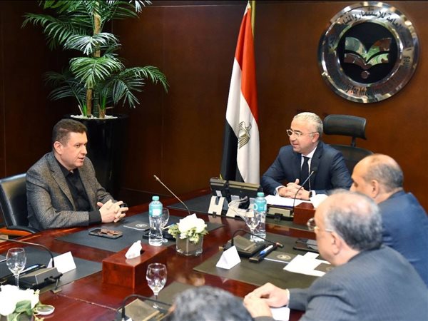 استثمارات بـ 40 مليون دولار.. بدء تشغيل مصنع 