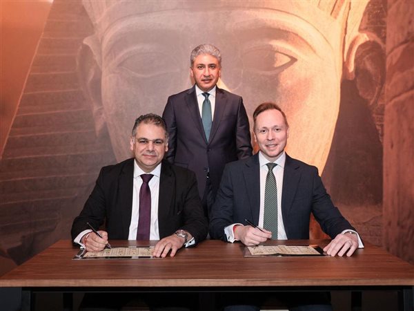 بحلول عام2031..شراكة بورصة لندن تمهد الطريق لاستقبال 30 مليون سائح في مصر