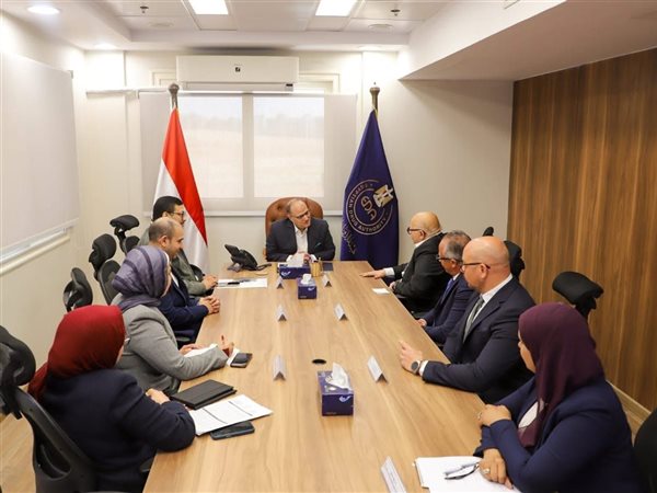 رئيس هيئة الدواء المصرية يبحث مع «صاني فارماسيوتيكال» تعزيز التصدير والتوسع في الأسواق الأفريقية