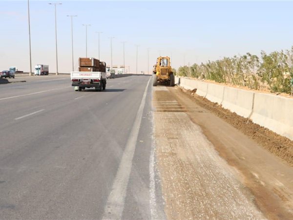 أجهزة المدن الجديدة تواصل أعمال تطوير ورفع كفاءة الطرق والمحاور