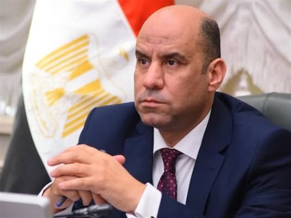 وزارة العمل تشكّل لجنة متابعة لمواكبة تطورات الأوضاع الإقليمية ودعم العمال المصريين بالخارج