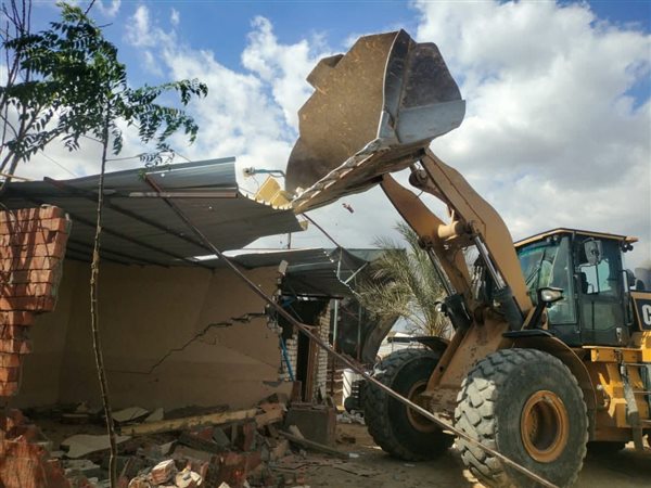 إزالة مبانٍ مخالفة على مساحة 24 فدانًا بمدينة العبور الجديدة 