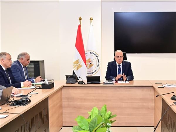 وزير الري يناقش مع شركة MOT تعظيم الاستفادة من أملاك الوزارة
