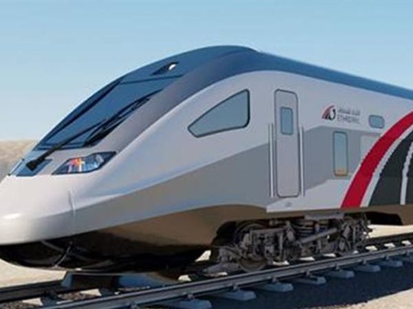 قطارات بدل الطائرات بسبب الحرب.. الإمارات تعيد 350 عالقًا عبر خط الغويفات – الفاية