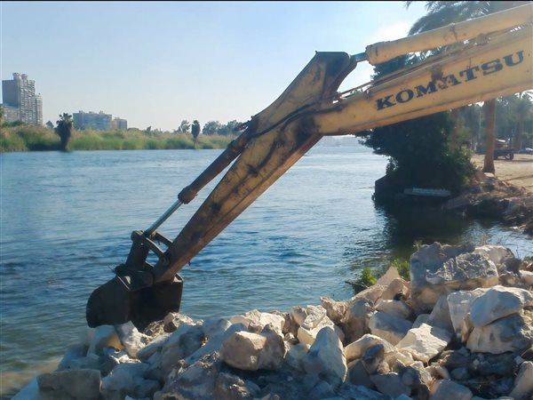 سويلم يتابع إزالة التعديات على مجرى النيل  بإجمالي ٤٧٠ إزالة حتى الآن