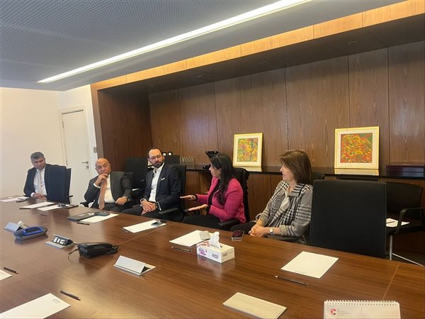 البورصة المصرية تعقد أولى جلسات المائدة المستديرة «منصتك للاستثمار والتمويل» 