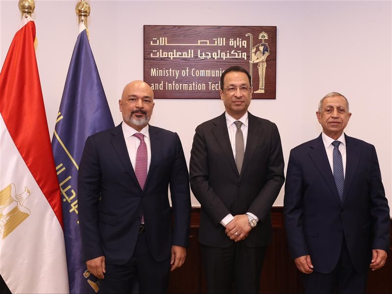 خلال اللقاء