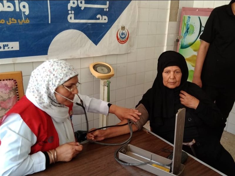 حملات فحص صحة المرأة المصرية بالمبادرة الرئاسية 