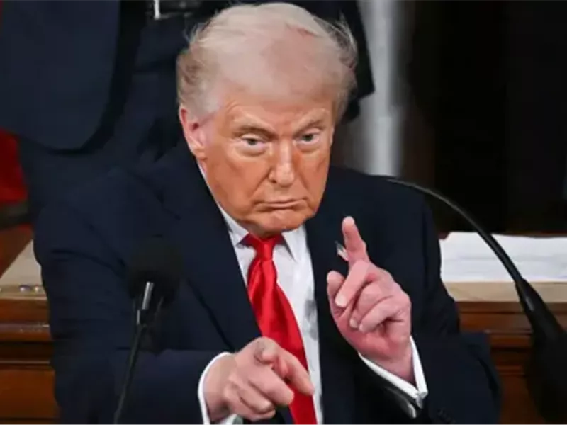 الرئيس الأمريكي دونالد ترامب