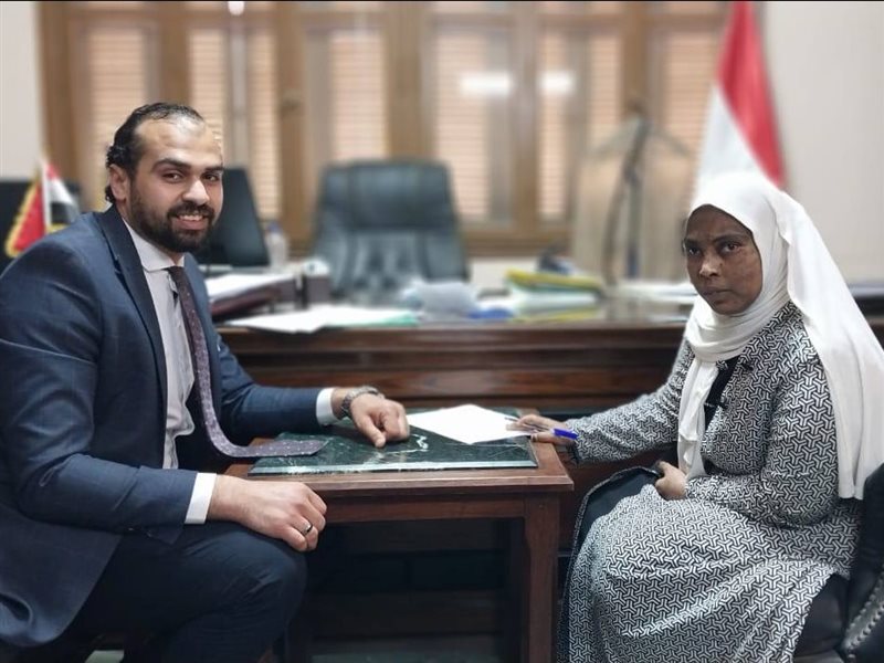 خلال تسليم فرص العمل