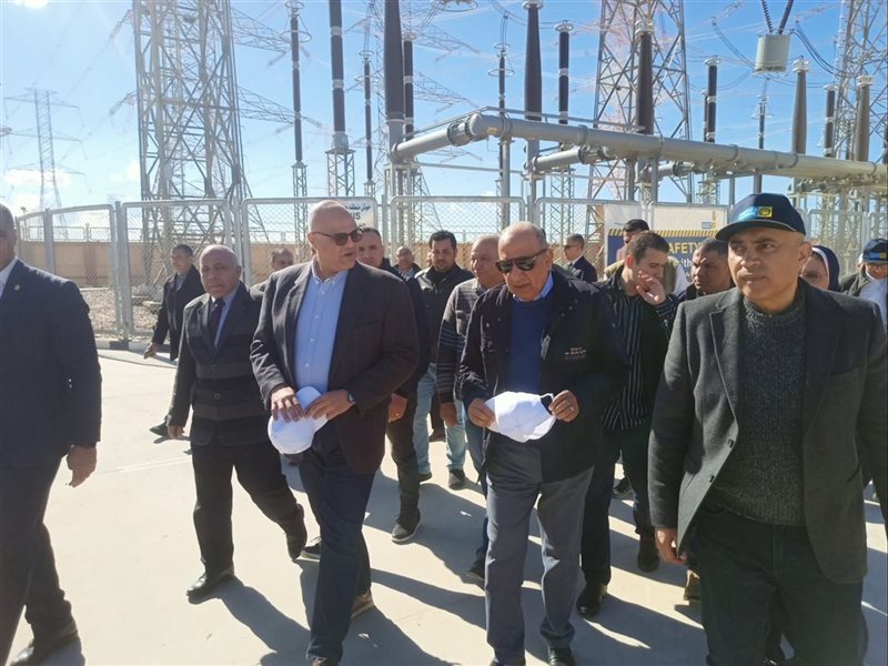  الدكتور محمود عصمت