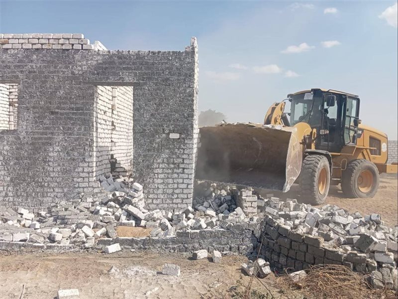  استرداد 8 آلاف متر من المتعدين