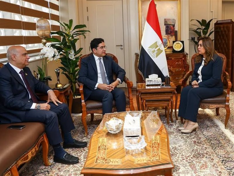 وزيرة التنمية المحلية والبيئة تستقبل نواب الشعب