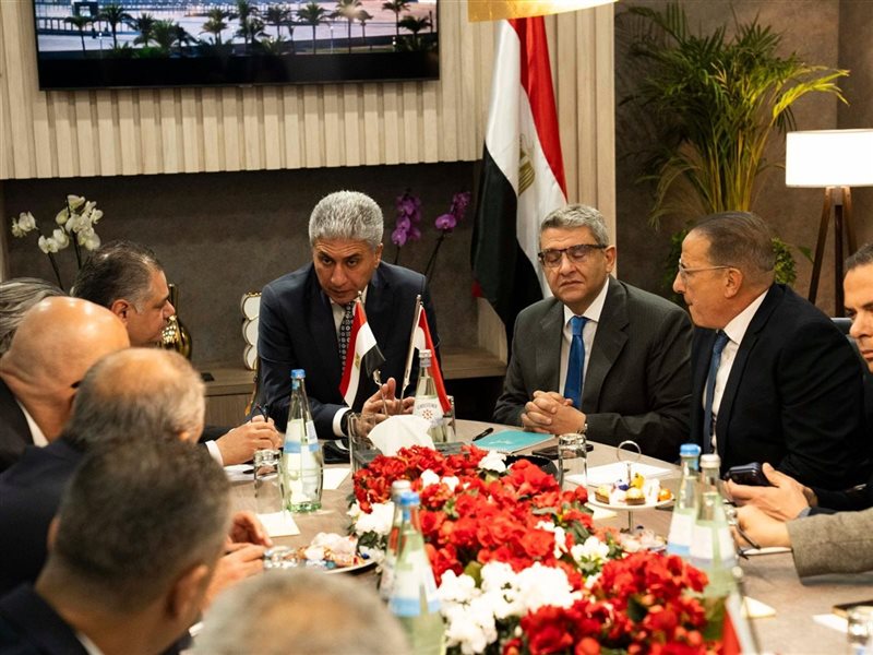 شريف فتحي وزير السياحة والآثار