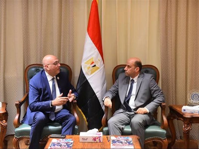 وزير العمل ورئيس