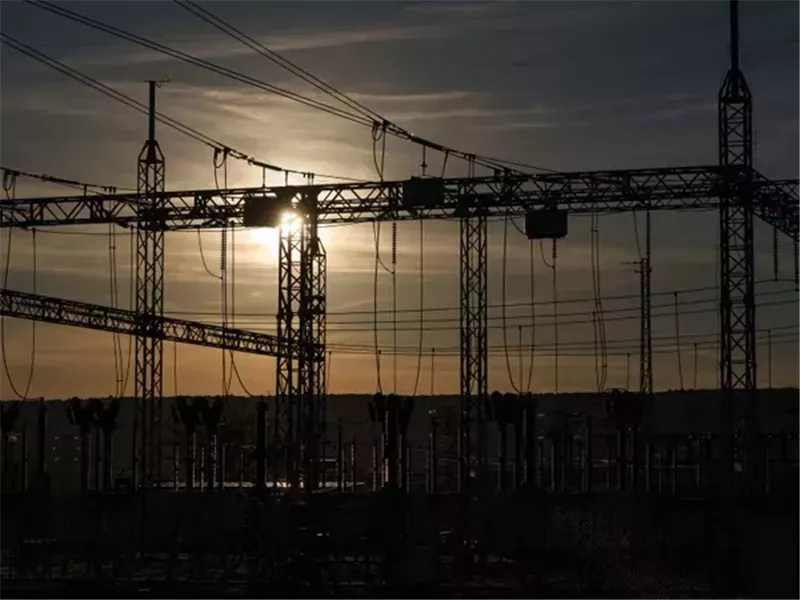 انقطاع كامل للكهرباء في العراق وسط تصاعد الأزمات الإقليمية