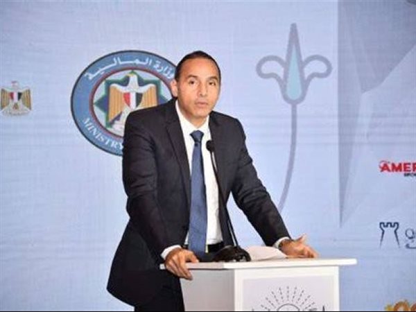 قرار جمهوري بتكليف الدكتور إسلام عزام برئاسة الهيئة العامة للرقابة المالية