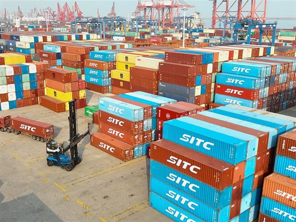 الجمارك تستثني بضائع الترانزيت المتجهة لدول الخليج من منظومة ACI لمدة 3 أشهر