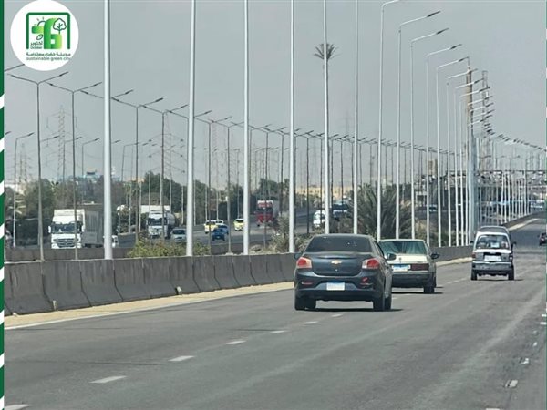 جهاز مدينة 6 أكتوبر يواصل أعمال صيانة وتطوير شبكات الإنارة بالطرق الرئيسية والفرعية