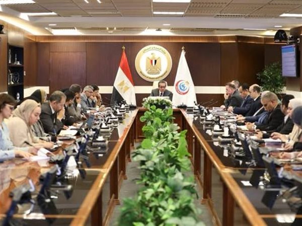 وزير الصحة يوجه بخطة استثمارية طموحة لتطوير المنظومة الصحية بالعام المالي 2026/ 2027