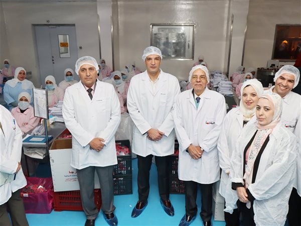 وزير الصناعة ومحافظ القليوبية يتفقدان 5 مصانع للأدوية بالعبور لمتابعة تطوير القطاع وتعزيز الأمن الدوائي