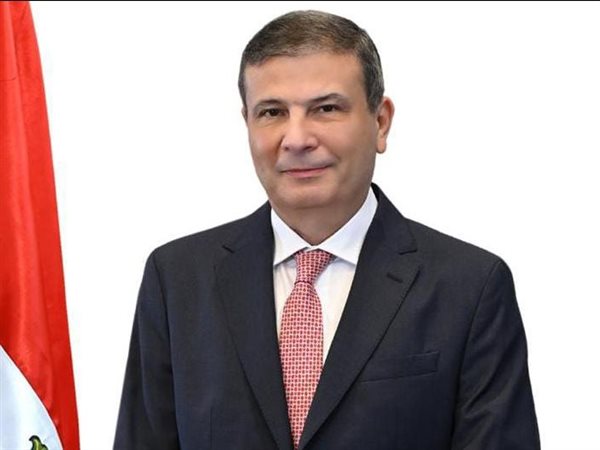 علاء فاروق يتابع حصاد وزارة الزراعة وفتح أسواق التصدير عالمياً