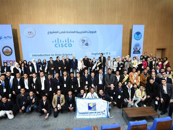 «تطوير التعليم بالوزراء» يعلن عن 50 منحة مجانية لأبناء الشهداء للتأهيل لسوق العمل الدولي