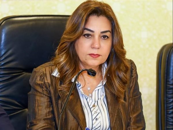 وزيرة التنمية المحلية توجه بسرعة رفع القمامة والإشغالات في 4 محافظات بعد رصدها عبر مركز الطوارئ