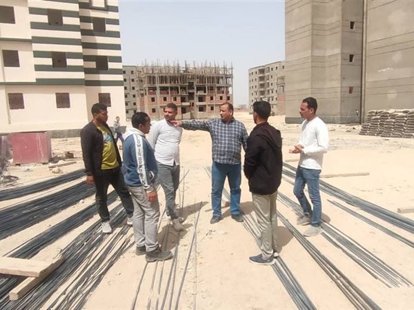 رئيس جهاز سوهاج الجديدة يتفقد مشروع تنفيذ عمارات سكن كل المصريين