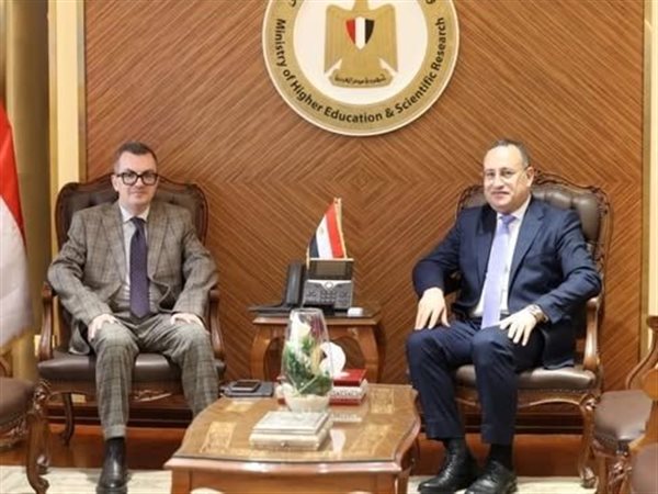 استثمار في رأس المال البشري..  وزيرا 