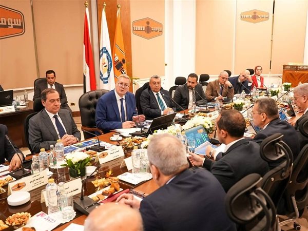 رئيس شركة سوميد للبترول: نقل 365 مليون برميل بترول خام خلال 2025