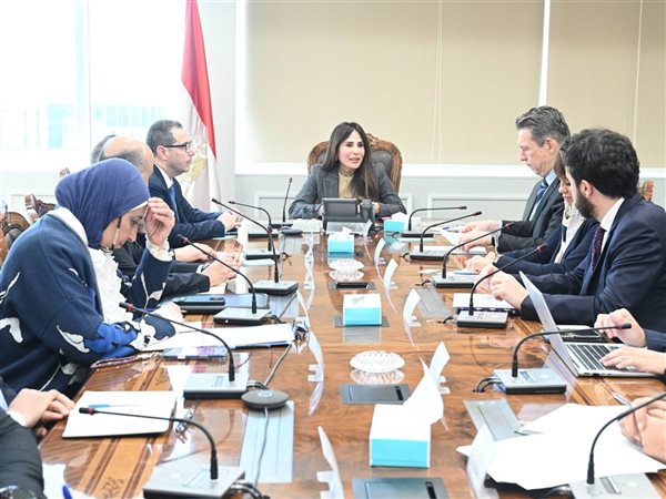 وزيرة الإسكان تبحث مع المدير الإقليمي للبنك الأوروبي لإعادة الإعمار تعزيز أوجه التعاون المشترك